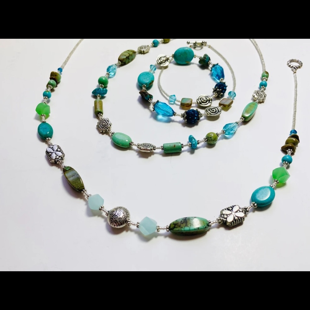Turquoise Collection ππ Jewelry set - Picture 3 of 3